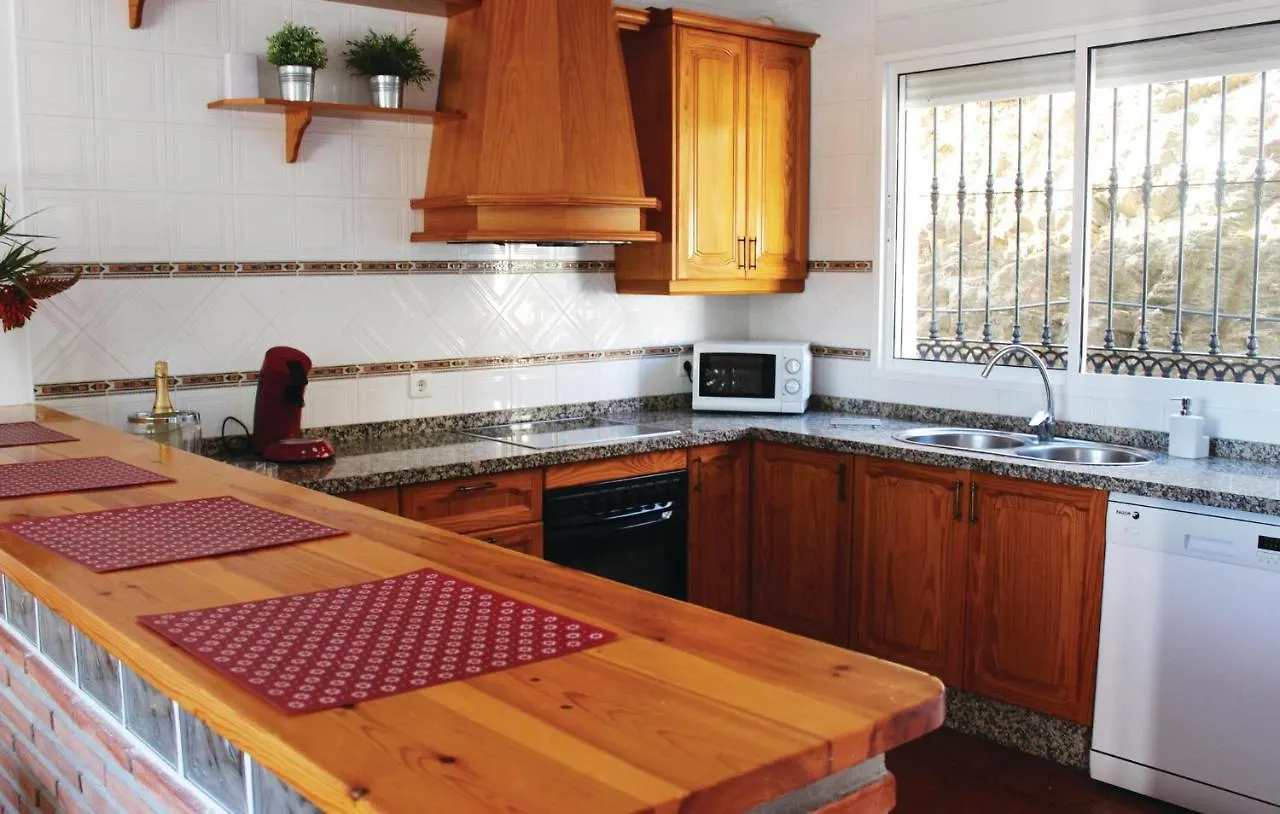 4 Bedroom Nice Home In Archez 0*,